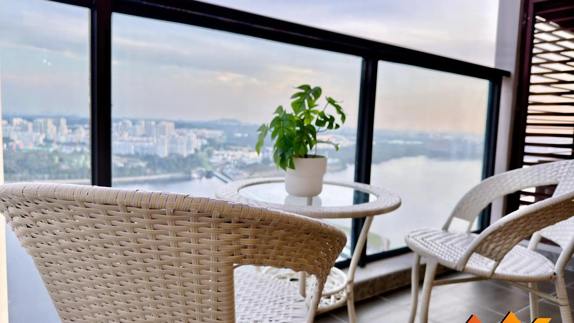 R&F Mall Princess Cove 10-12Pax Sea View-Smart Tv 70Inch Johor Bahru Apartment