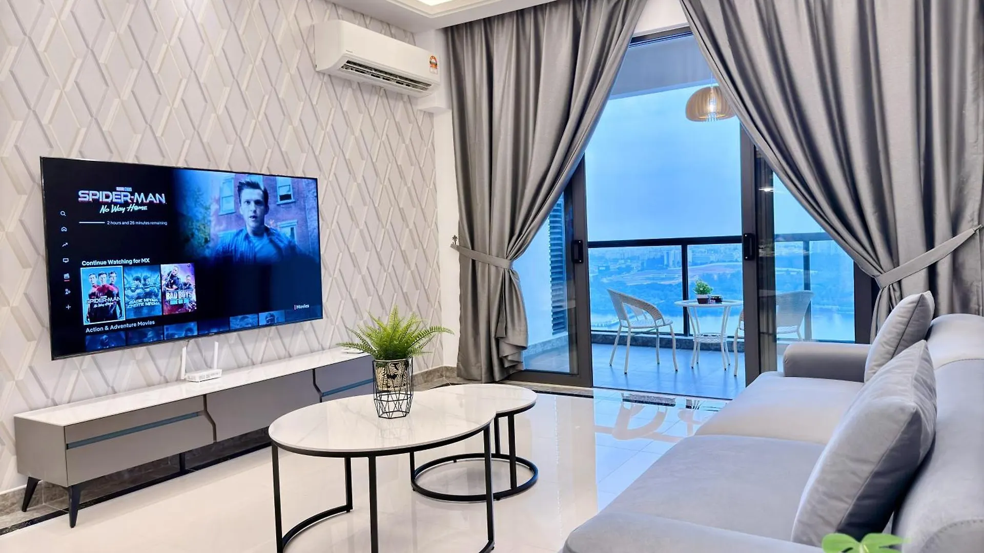 R&F Mall Princess Cove 10-12Pax Sea View-Smart Tv 70Inch Johor Bahru