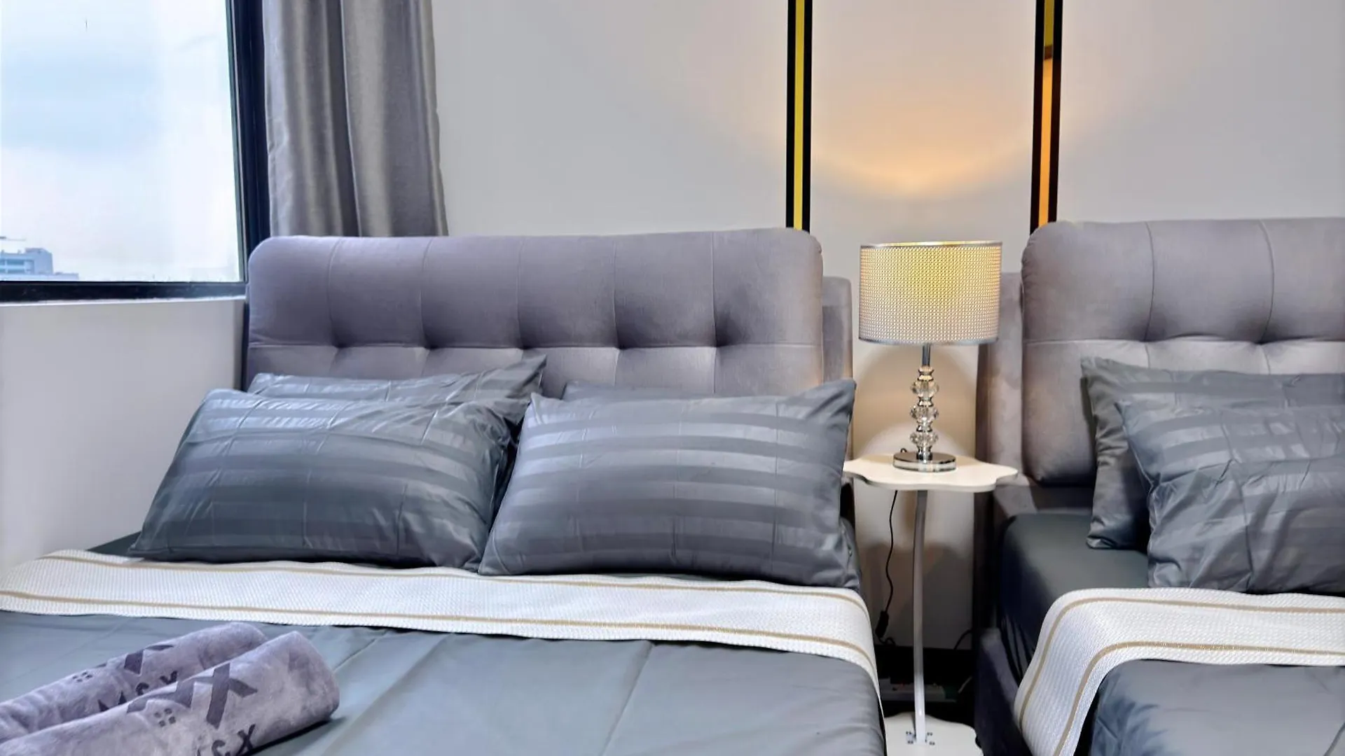 R&F Mall Princess Cove 10-12Pax Sea View-Smart Tv 70Inch Johor Bahru Apartment