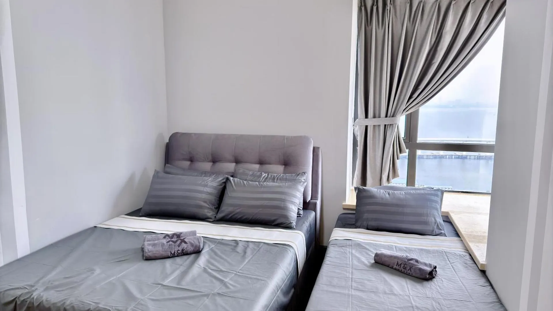 Apartment R&F Mall Princess Cove 10-12Pax Sea View-Smart Tv 70Inch Johor Bahru